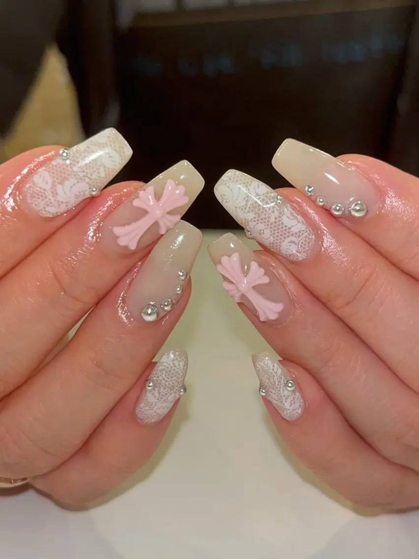 ネイル フレンチネイル ジェルネイル 韓国ネイル マグネットネイル 持ち込み ハンドネイル Mimi Nail_Royalのネイルデザイン