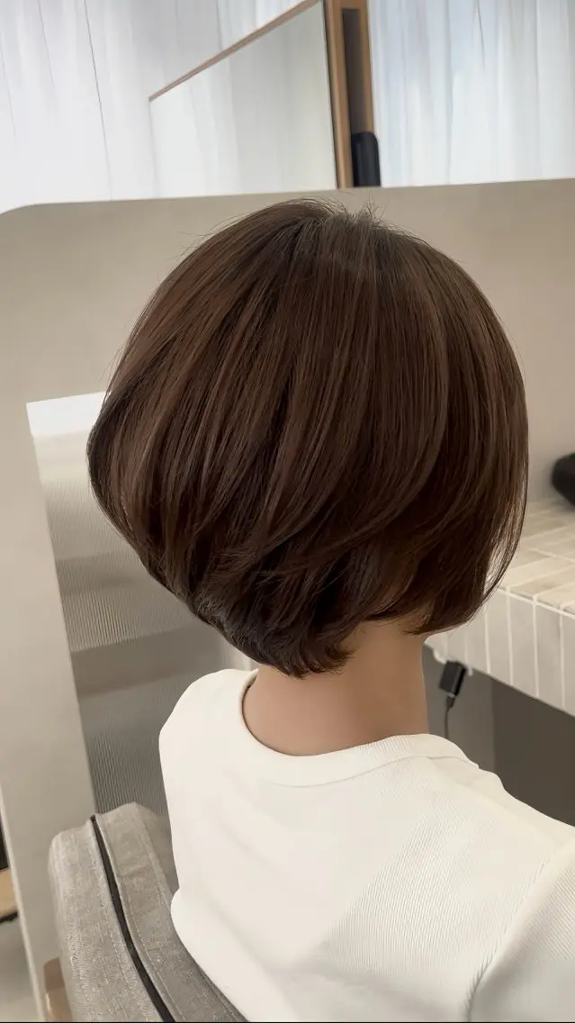 ショート カラー ヘアカラー トリートメント ツシマ ユウキのヘアスタイル