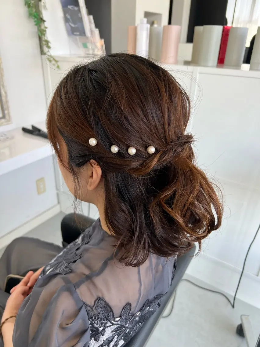 ヘアアレンジ ハーフアップ 艶カラー/マツエク /似合わせ🤍ななえのマツエク・マツパデザイン