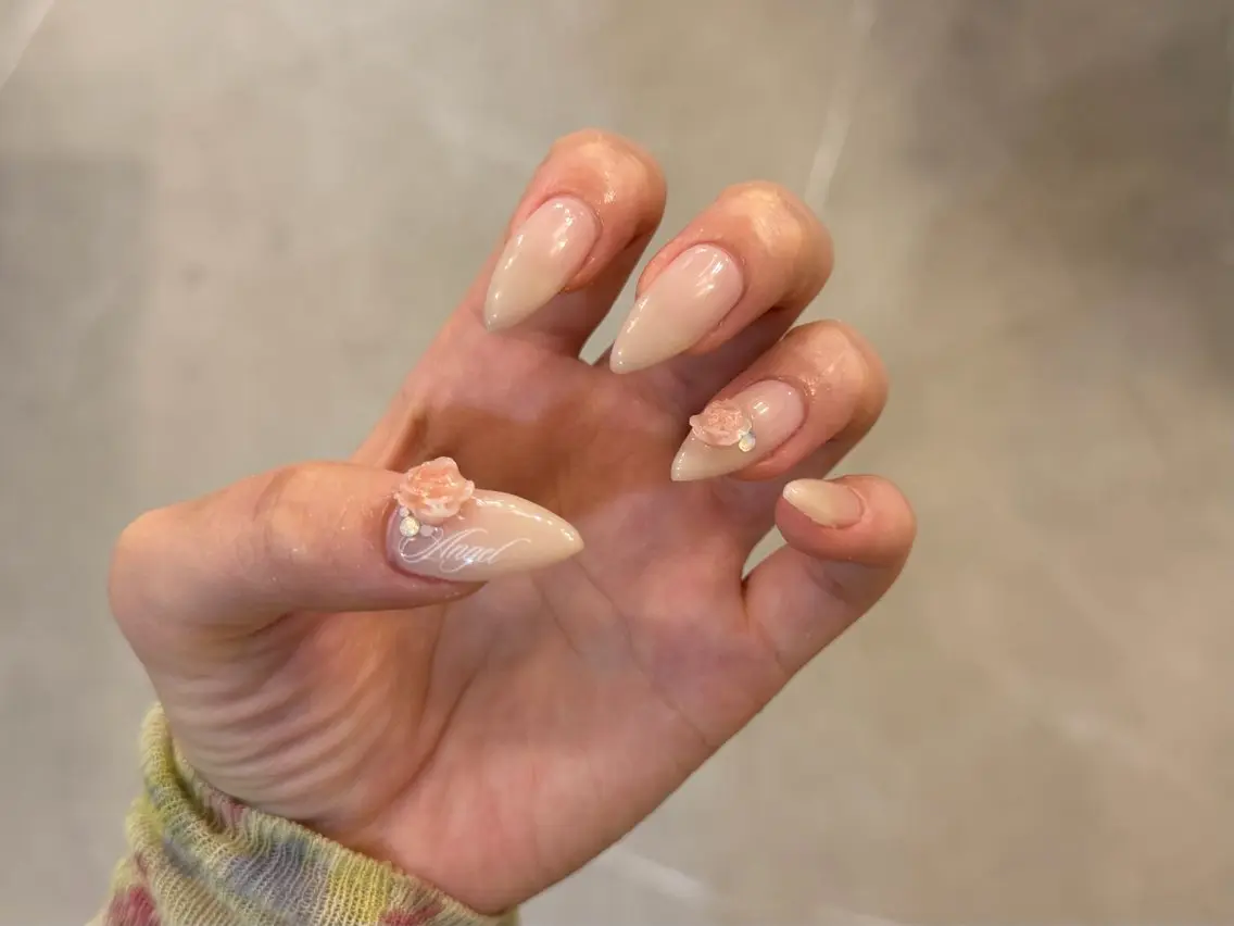 ネイル 持ち込み ハンドネイル NORA南青山/ kanohaのネイルデザイン