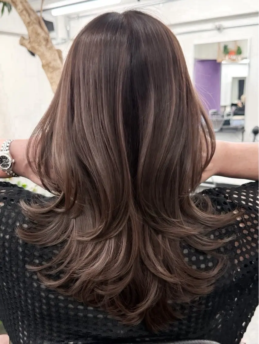 セミロング カラー ヘアアレンジ ヘアカラー トリートメント 🫧透明感カラー/ Wカラー🫧namiのヘアスタイル