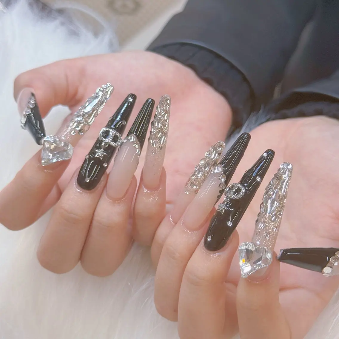 ネイル ANH ゴテゴテネイルサロンのネイルデザイン