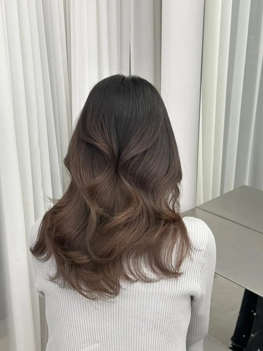 ヘアアレンジ 塩谷 ゆうなのヘアスタイル