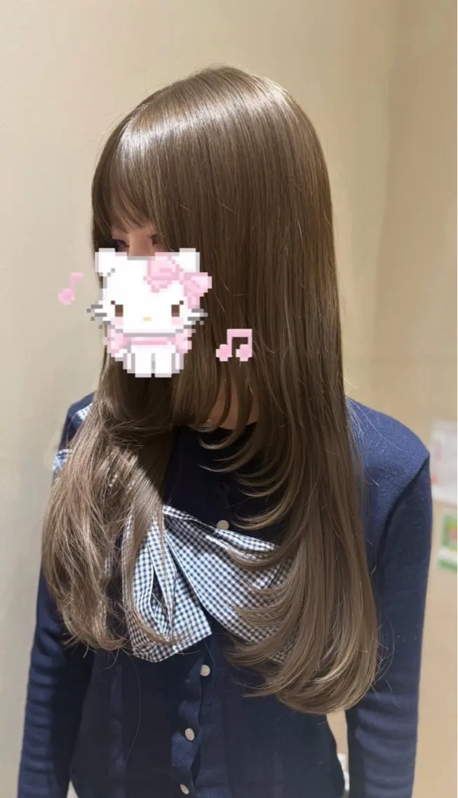 ロング カラー ベージュカラー ブリーチ ダブルカラー ブリーチなしカラー オリーブベージュ カット ヘアカラー トリートメント minori🤎 ナチュラル韓国ヘアのヘアスタイル