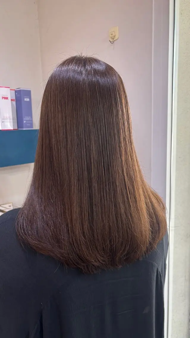 ミディアム 縮毛矯正 中西 梨恋のヘアスタイル