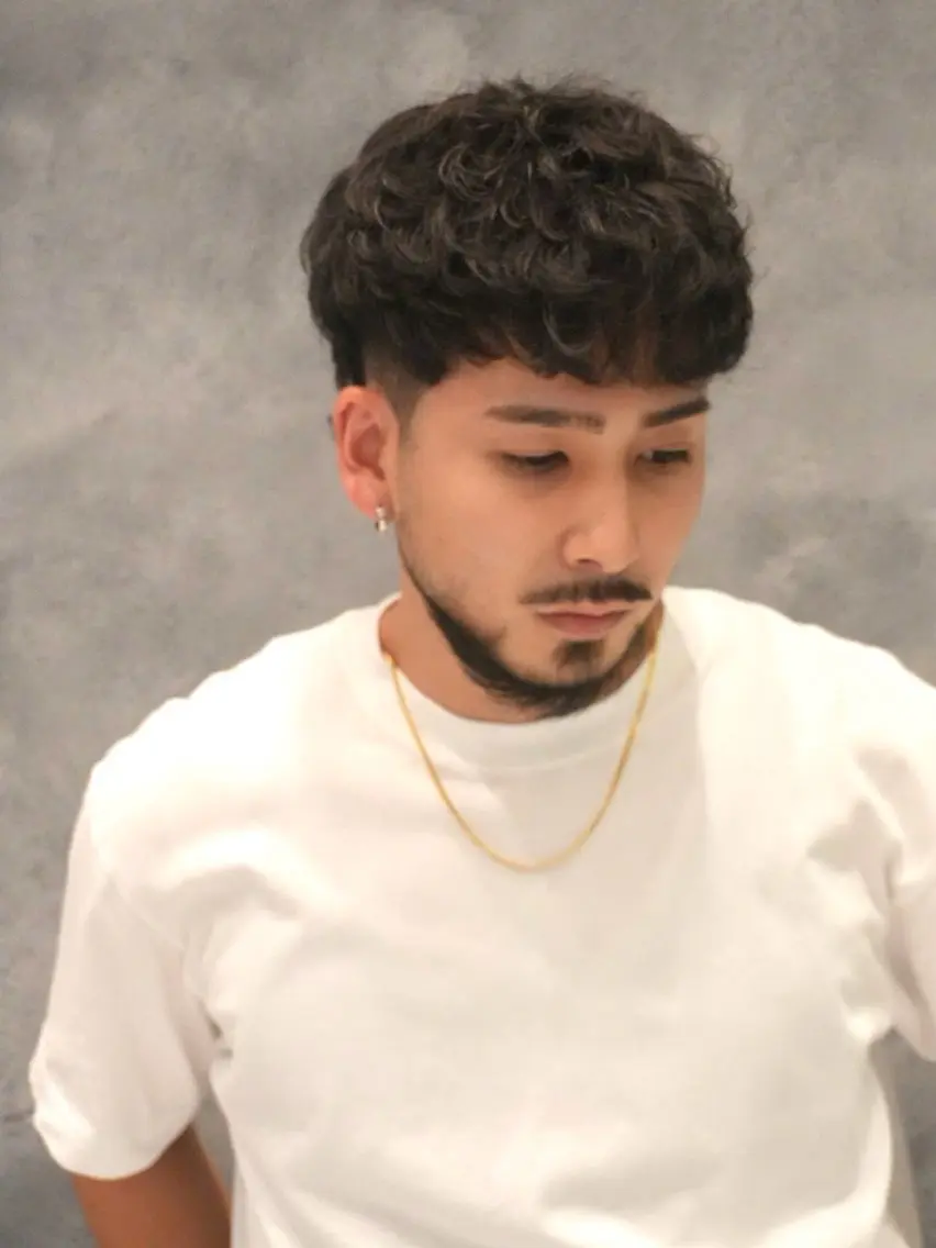 ミディアム nishi sakuのヘアスタイル
