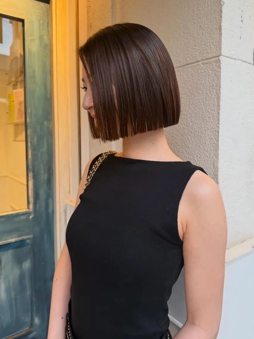 ミディアム 切りっぱなしボブ ボブ カット ヘアカラー トリートメント Manaka🟤 今泉　Musiiikのヘアスタイル
