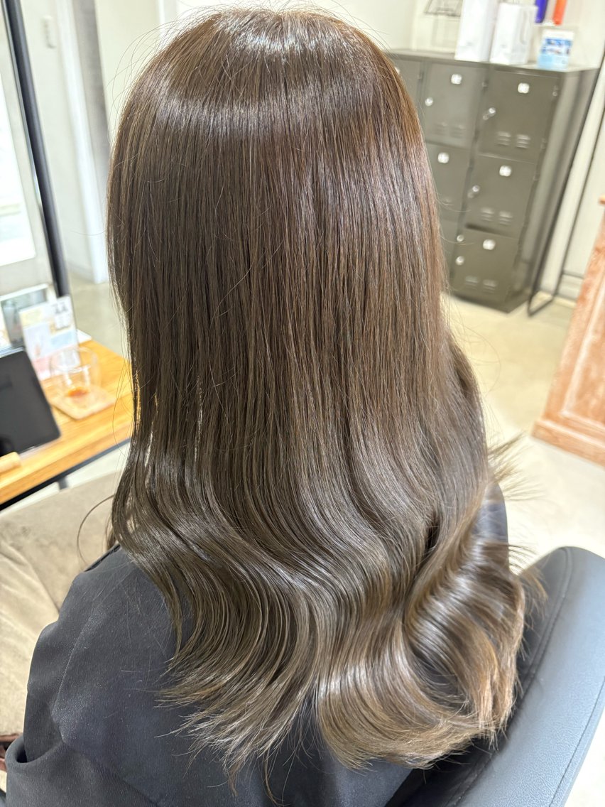 セミロング ヘアカラー anB Bのヘアスタイル