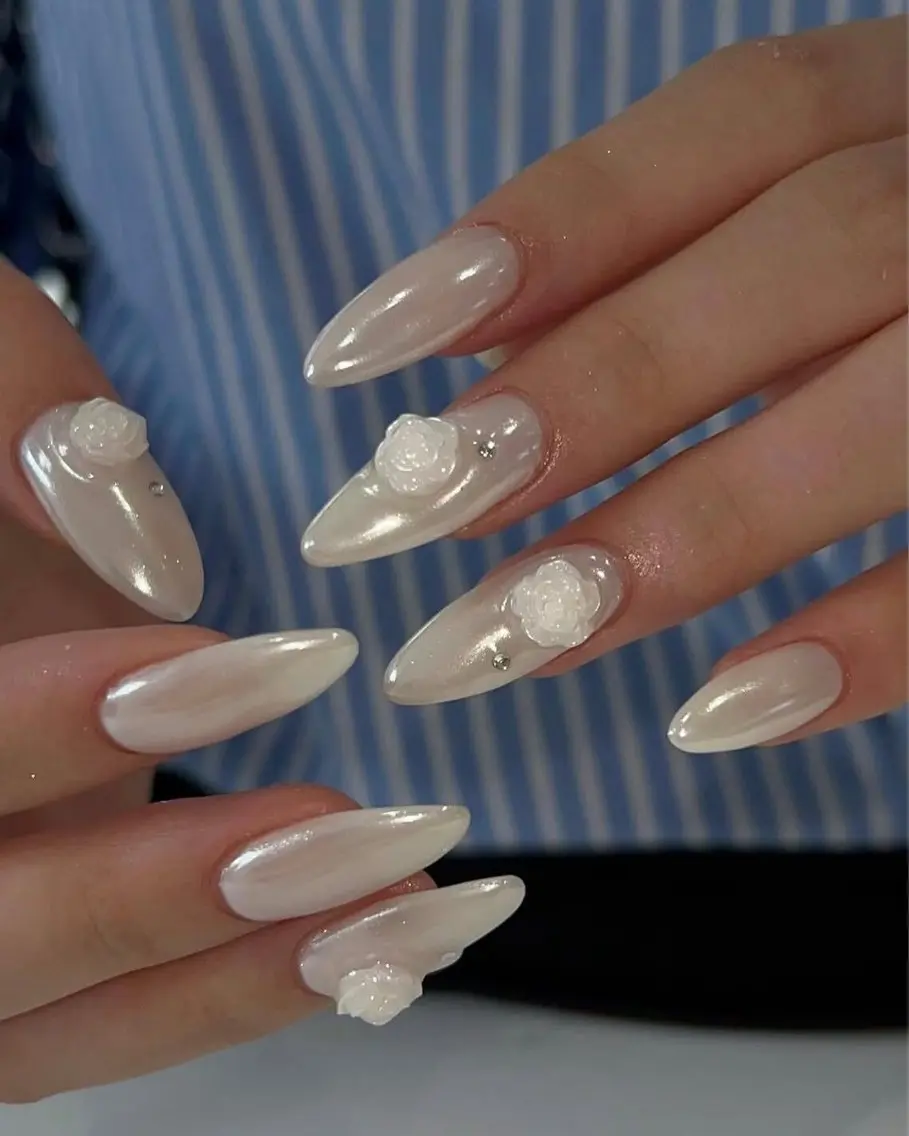 ネイル グラデーション ラメ(グリッター) マグネットネイル ミラーネイル ニュアンスネイル ハンドネイル Lumi de nailsのネイルデザイン