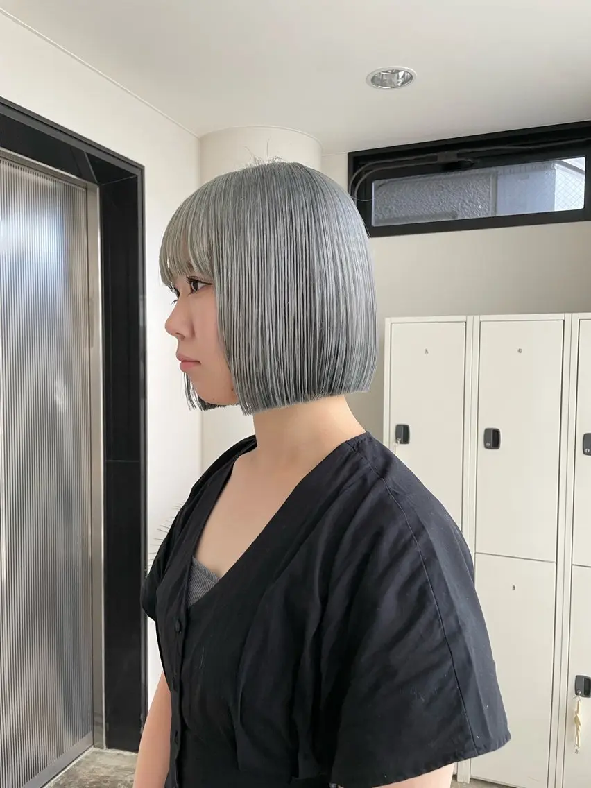 ショート カラー ブリーチ ハイトーンカラー ボブ カット ヘアカラー 🔥ボブ／レイヤー／ shingoのヘアスタイル