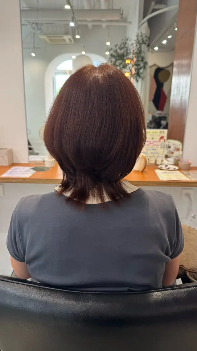 ショート カラー ブラウンカラー ピンクカラー ピンクブラウン 茅根 葵のヘアスタイル