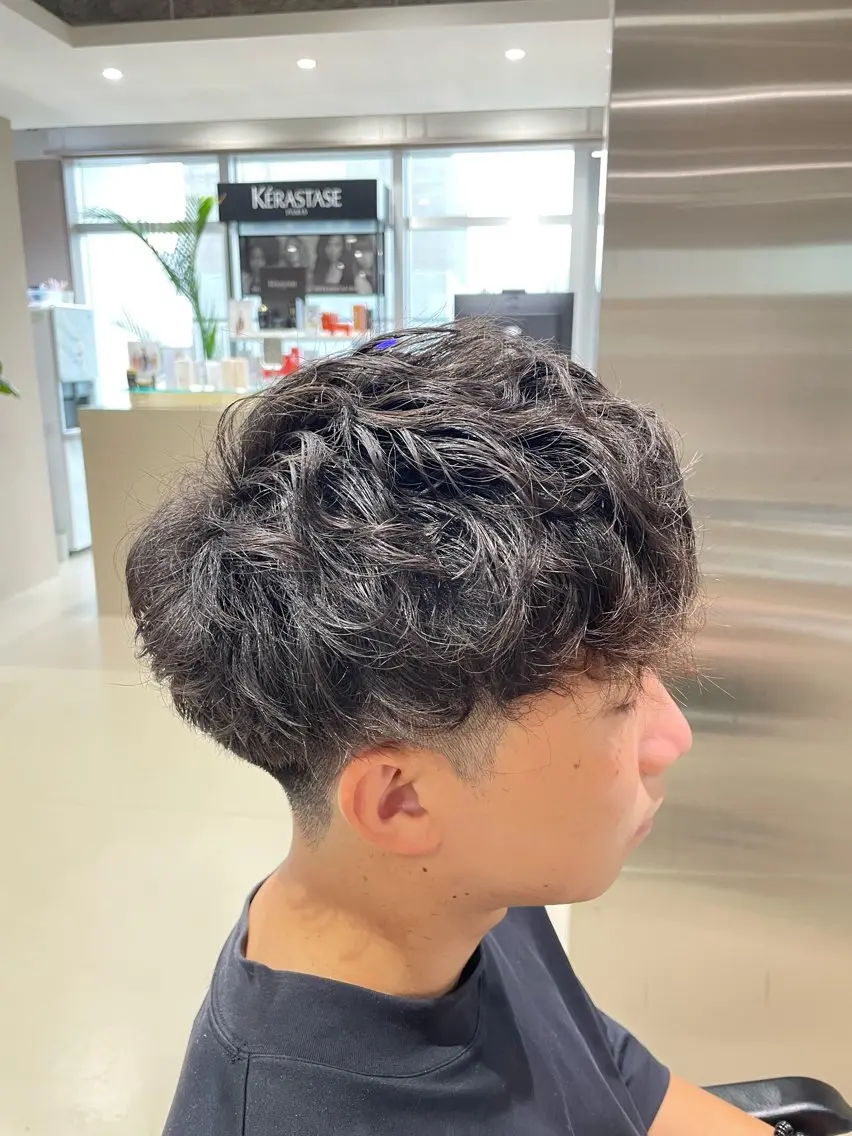 メンズ メンズパーマ ツーブロック 刈り上げ けいせい/横浜/ カラー、パーマ、縮毛のヘアスタイル