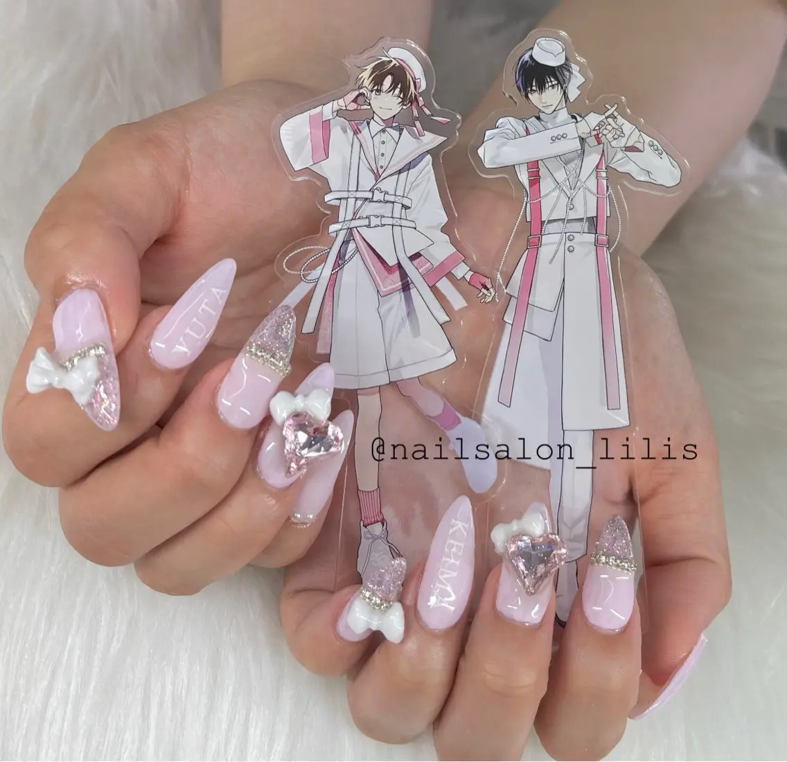 ネイル ハンドネイル nailsalon Lilisのネイルデザイン