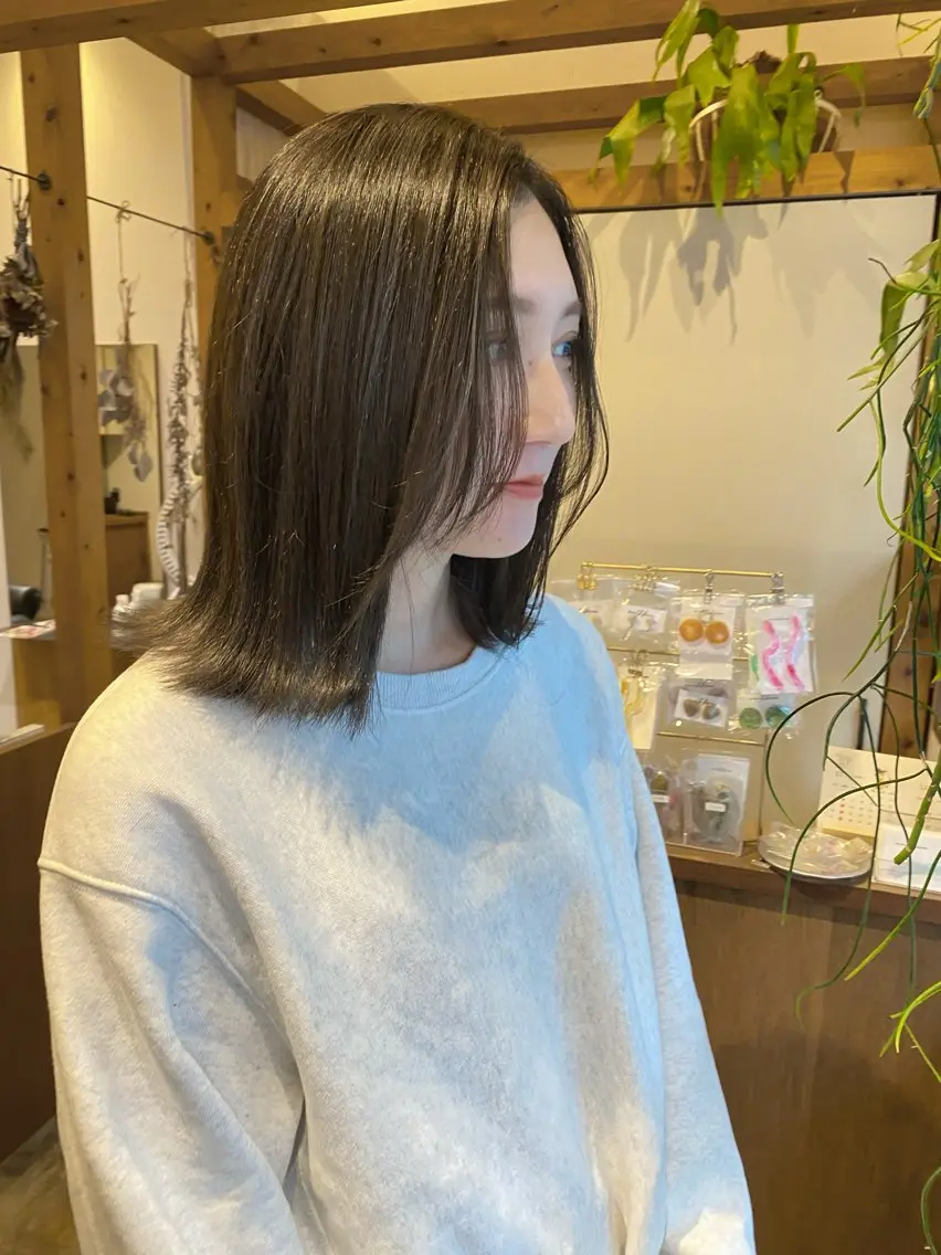 ミディアム カラー カット ヘアカラー トリートメント ENIF ヤマグチアツコのヘアスタイル