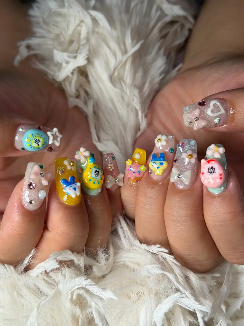 ミディアム ハンドネイル Latte Nail 十三のネイルデザイン