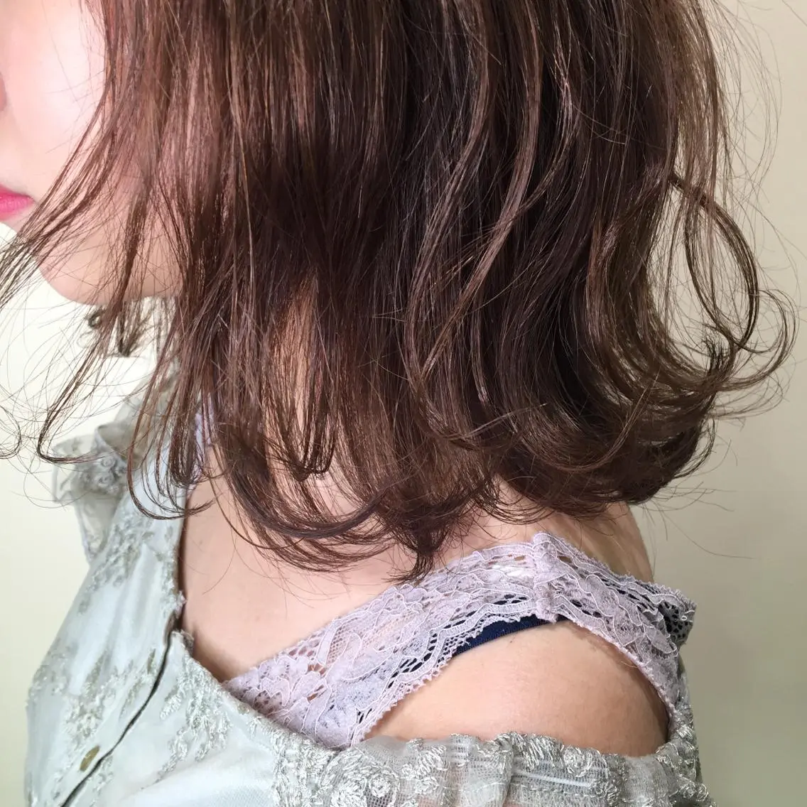 セミロング カラー ベージュカラー 透明感カラー ハイトーンカラー ハイトーンベージュ 縮毛矯正 トリートメント 🌻Insta指名 NO.1🌻Shoのヘアスタイル