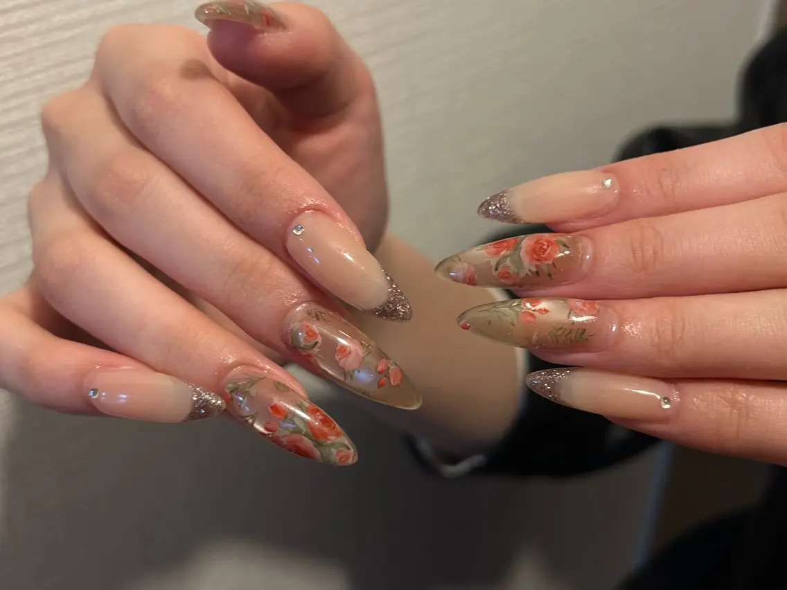ネイル ハンドネイル Luna Gladeのネイルデザイン