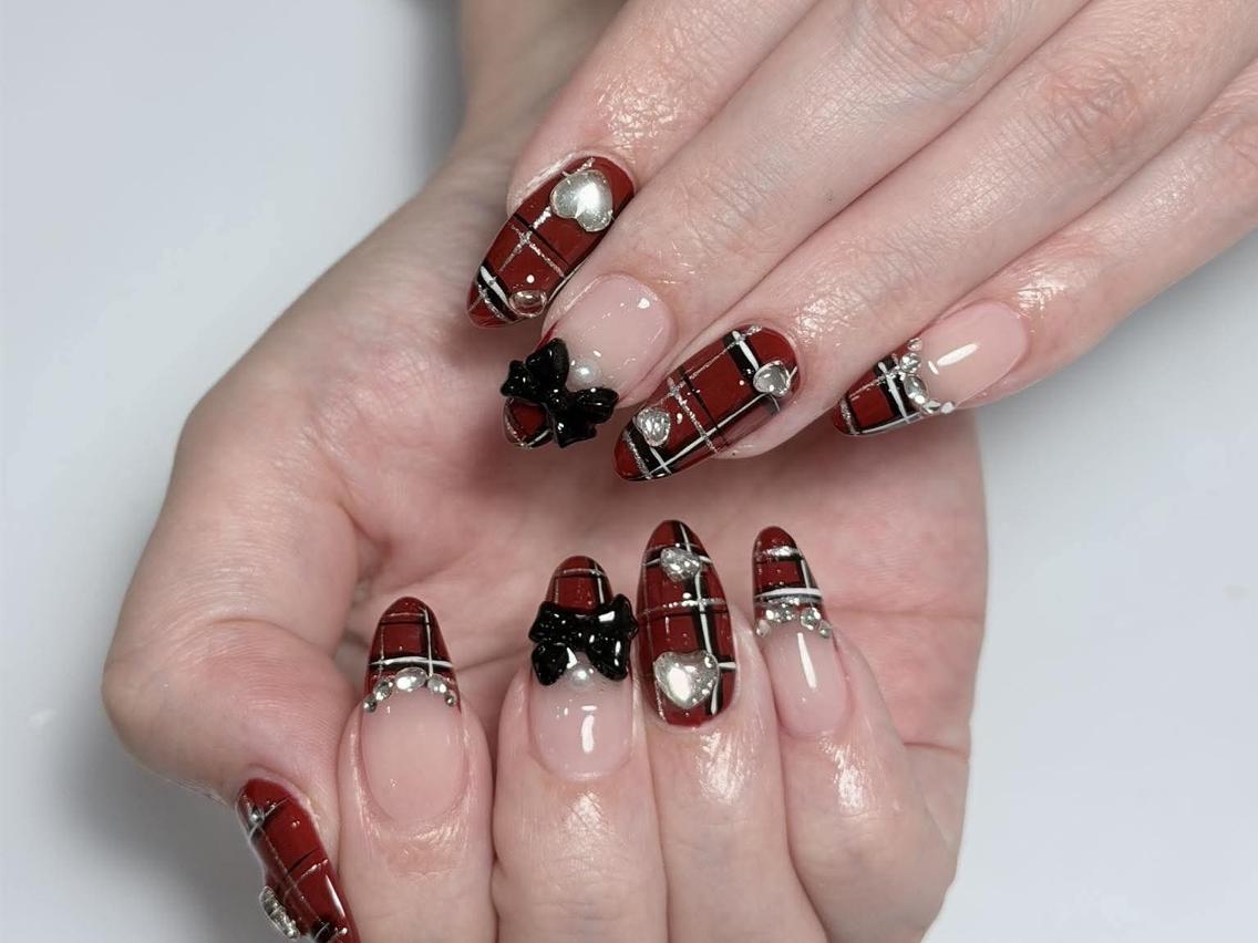 ネイル 長さ出し ジェルネイル 韓国ネイル マグネットネイル 持ち込み HARI Belle nail 池袋のネイルデザイン