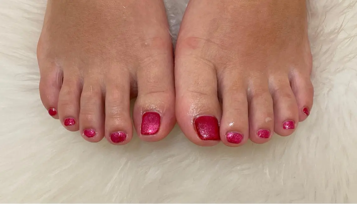 ネイル オーロラネイル フラワーネイル フットネイル フレンチネイル ジェルネイル フットネイル mogunail &blowのネイルデザイン