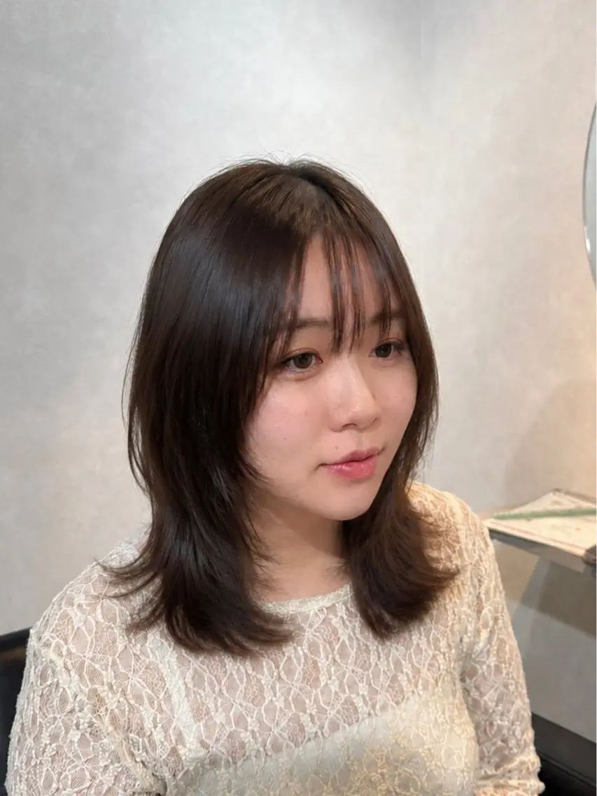 ミディアム カラー ハッシュカット レイヤーカット カット ヘアカラー かずさ🐈‍⬛ lmu by ifのヘアスタイル