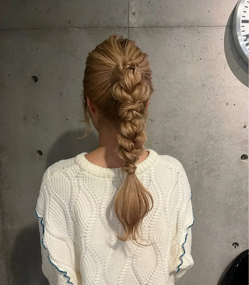 セミロング カラー ヘアアレンジ ヘアカラー トリートメント "Daisy" Rio /大名・天神のヘアスタイル