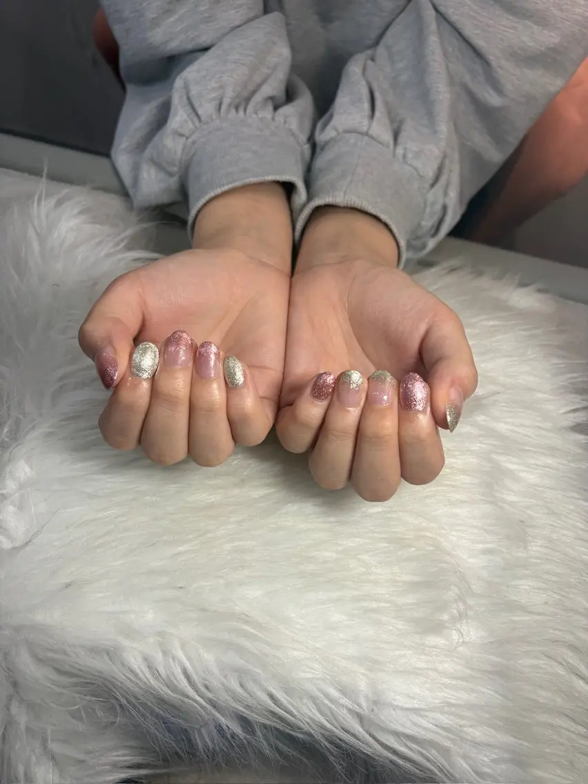 ネイル ハンドネイル LAVISH manaのネイルデザイン