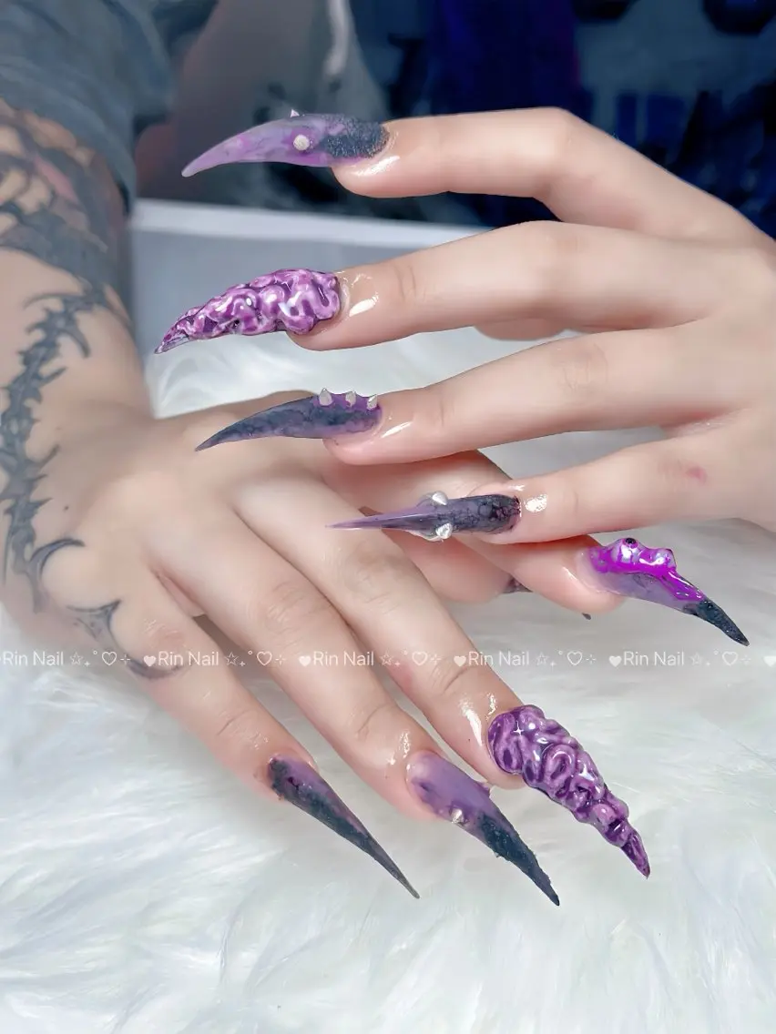 ネイル ブルー フラッシュネイル フラワーネイル ホログラムネイル キラキラネイル ハンドネイル Rin Nail 新大久保店のネイルデザイン