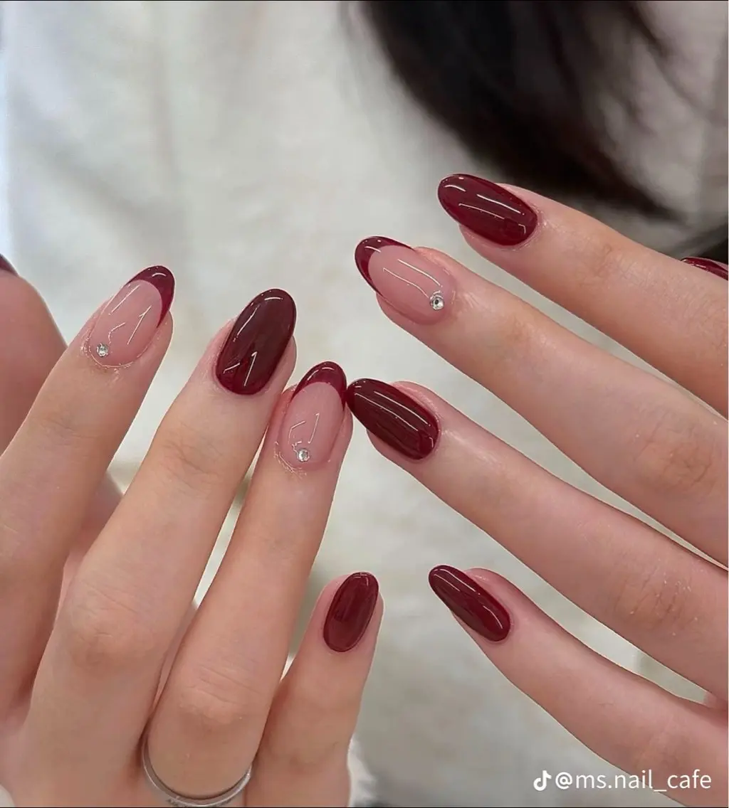 ネイル グラデーション キラキラネイル ワンカラーネイル 冬ネイル Jenn Nail Salonのネイルデザイン