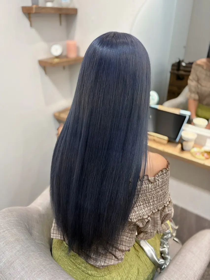 ロング カラー ブルーカラー 透明感カラー ネイビーカラー オレンジ ロング Shino シノのヘアスタイル