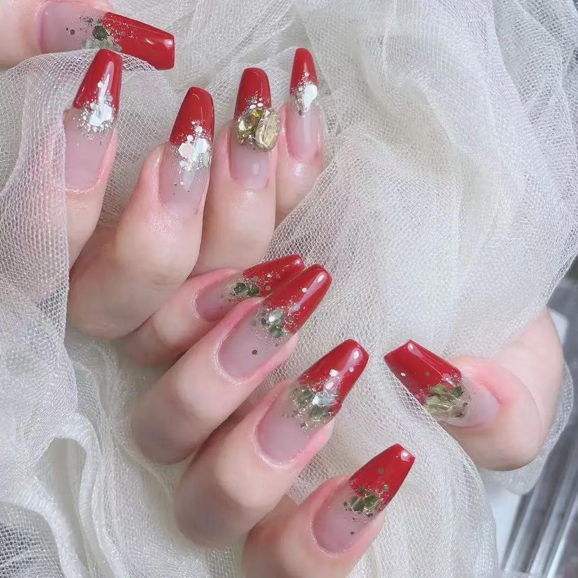 ネイル ハンドネイル Queens ひなのネイルデザイン