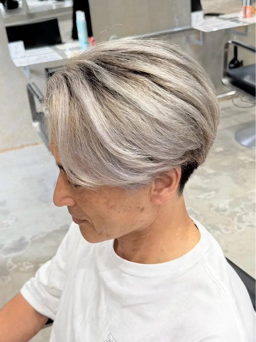 カラー メンズ 長根 遥斗のヘアスタイル