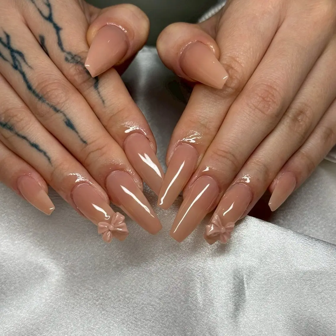ネイル ワンカラーネイル ワンホンネイル ハンドネイル pipi nailsalonのネイルデザイン