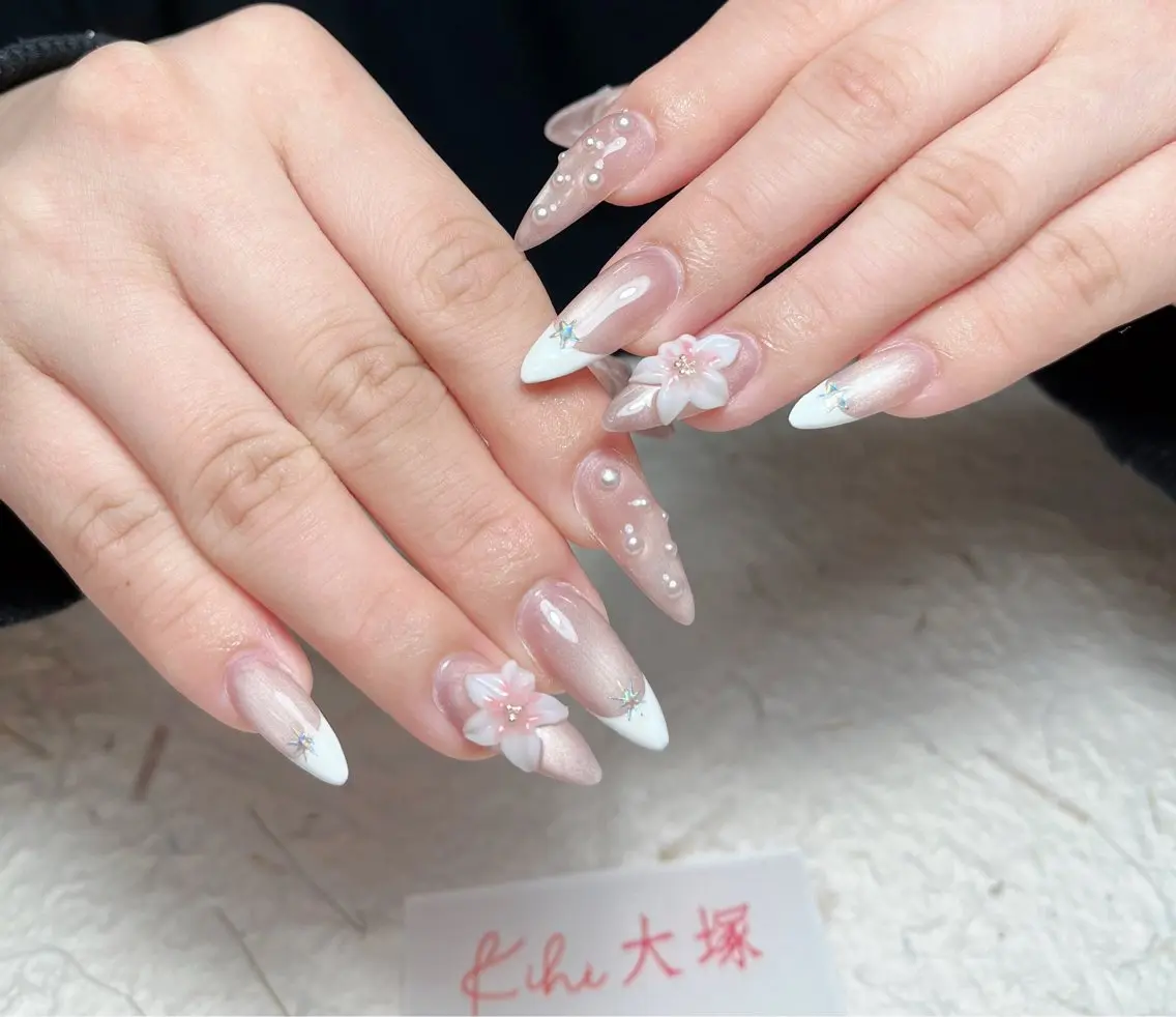ネイル ハンドネイル 小林 あゆみのネイルデザイン