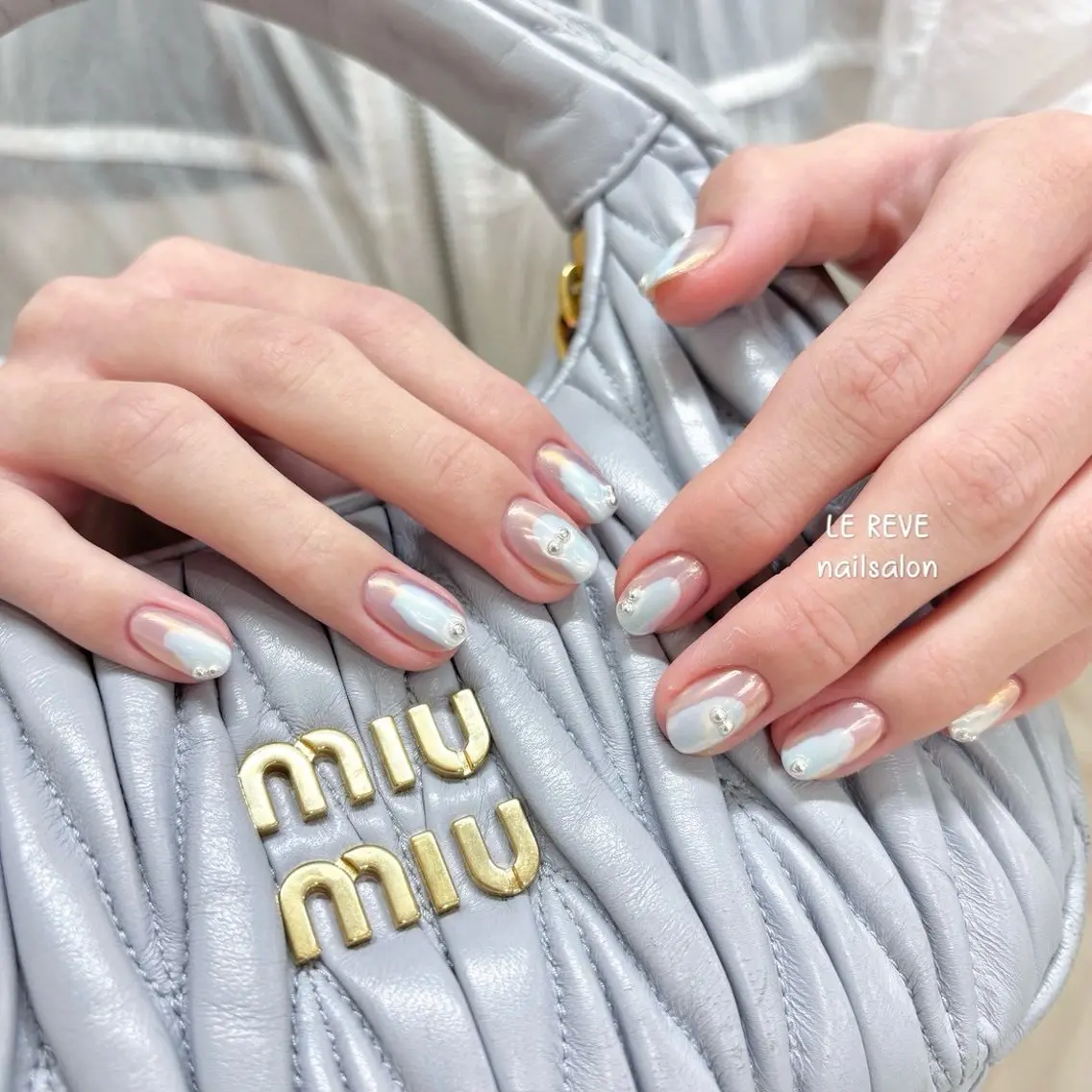 ネイル 韓国ネイル ニュアンスネイル シンプルネイル 夏ネイル ワンホンネイル ハンドネイル LE REVE nailsalonのネイルデザイン