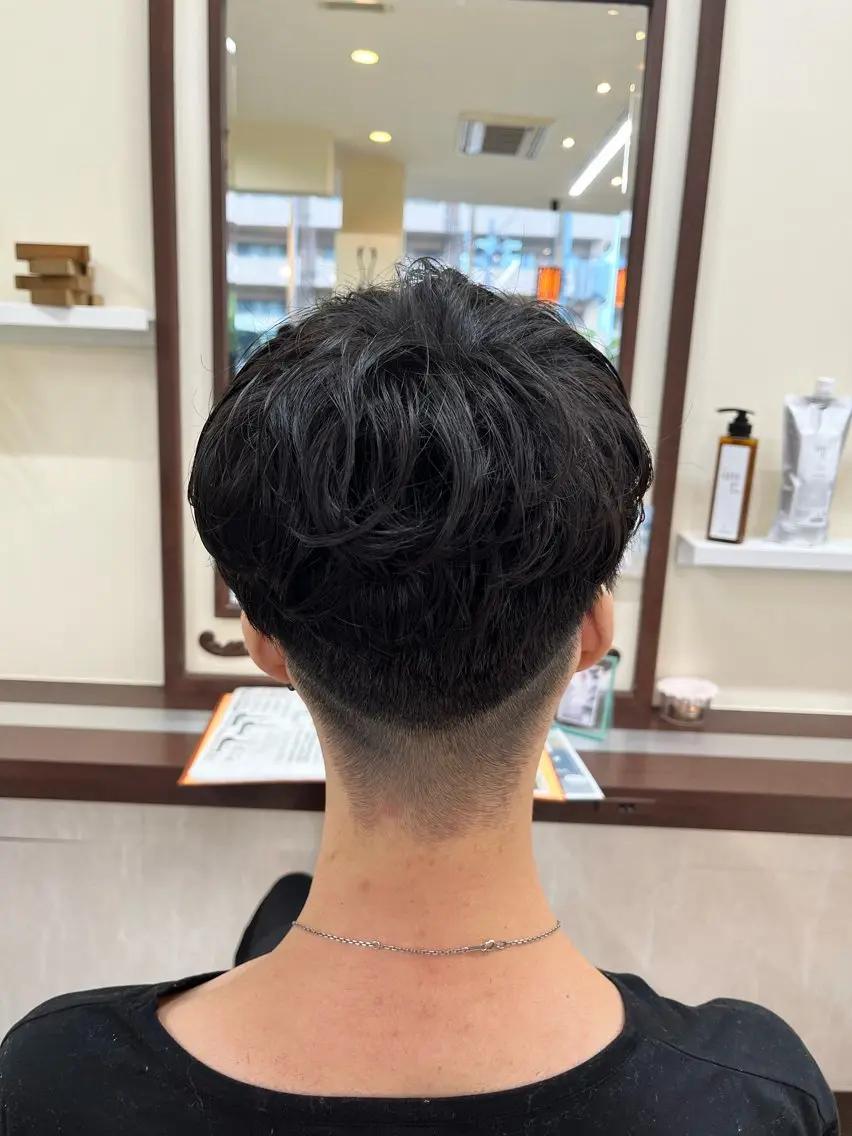ショート パーマ メンズ スペインカール 🧊メンズ特化🧊 高木航希のヘアスタイル