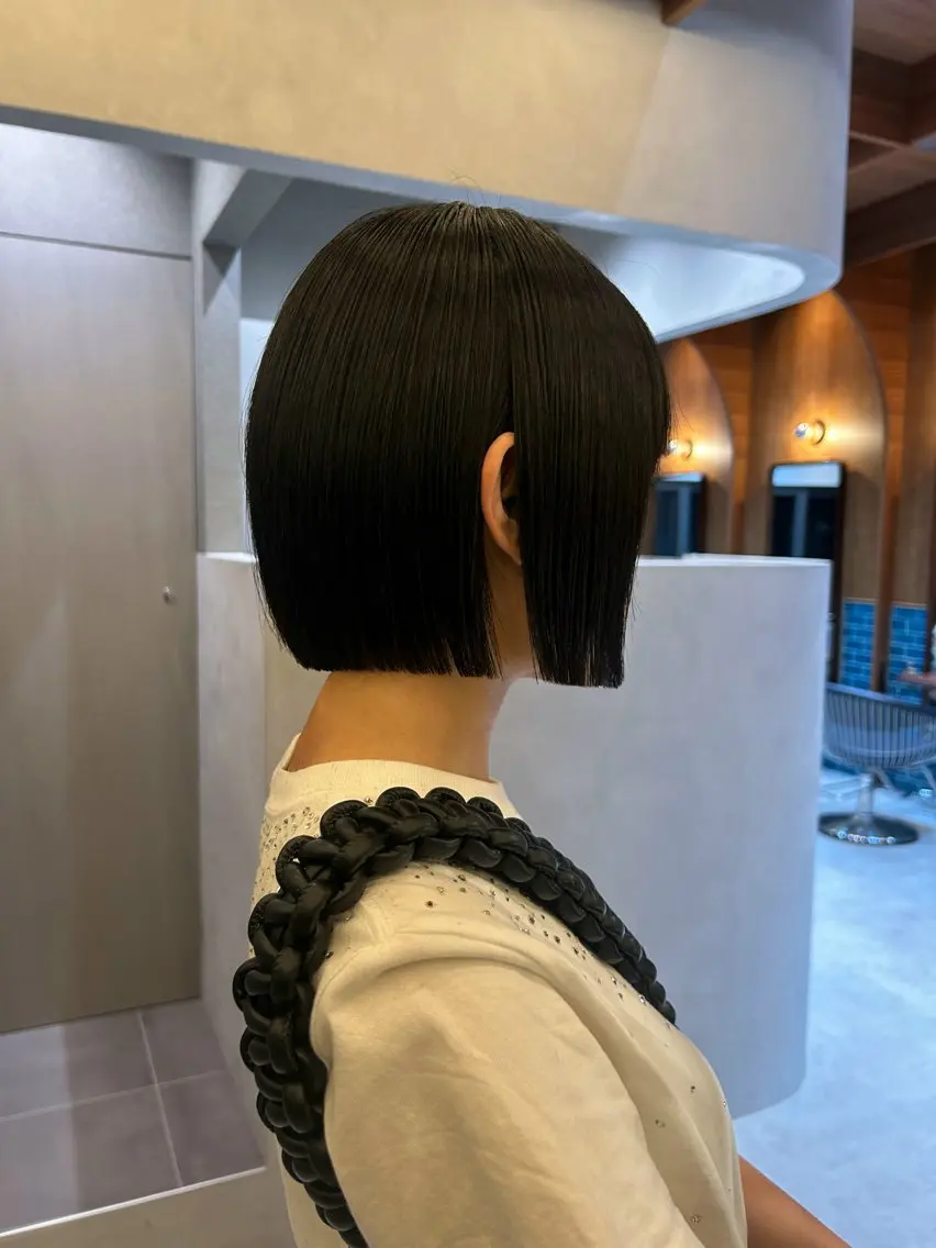 ショート 切りっぱなしボブ ボブ 似合わせカット 盛れる顔まわりカット 髪質改善/渋谷/れんのヘアスタイル