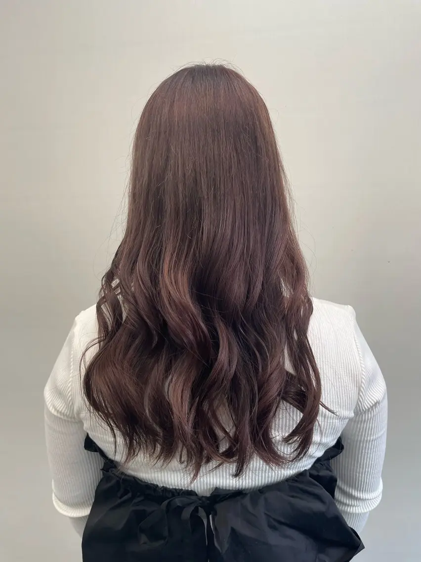 ロング カラー ブラウンカラー ピンクカラー ピンクブラウン ヘアカラー トリートメント 手塚 由佳のヘアスタイル