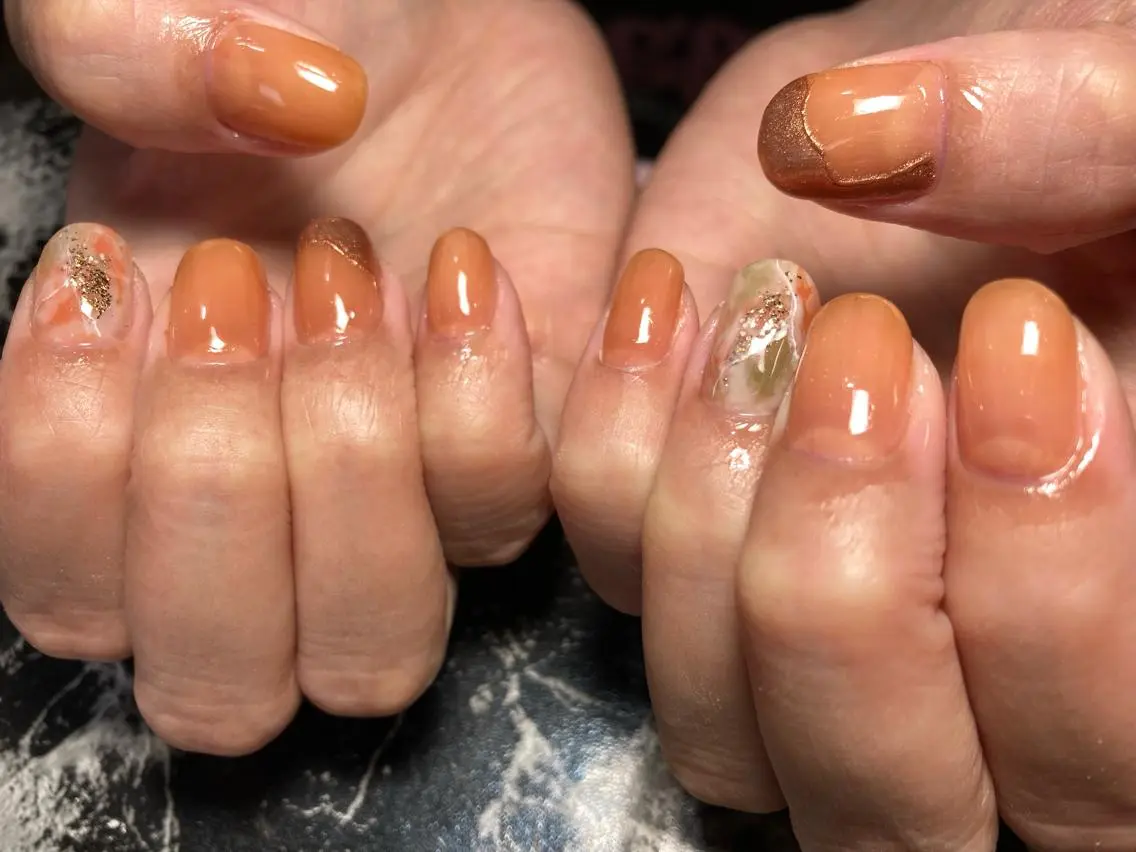 ショート ネイル ハンドネイル フットネイル ✴︎ Delightのネイルデザイン