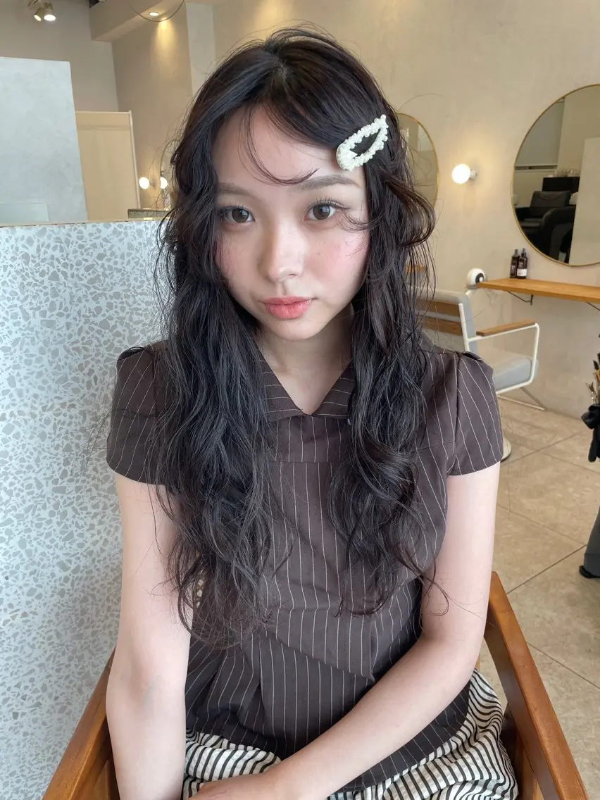 ロング kana /melt京橋のヘアスタイル