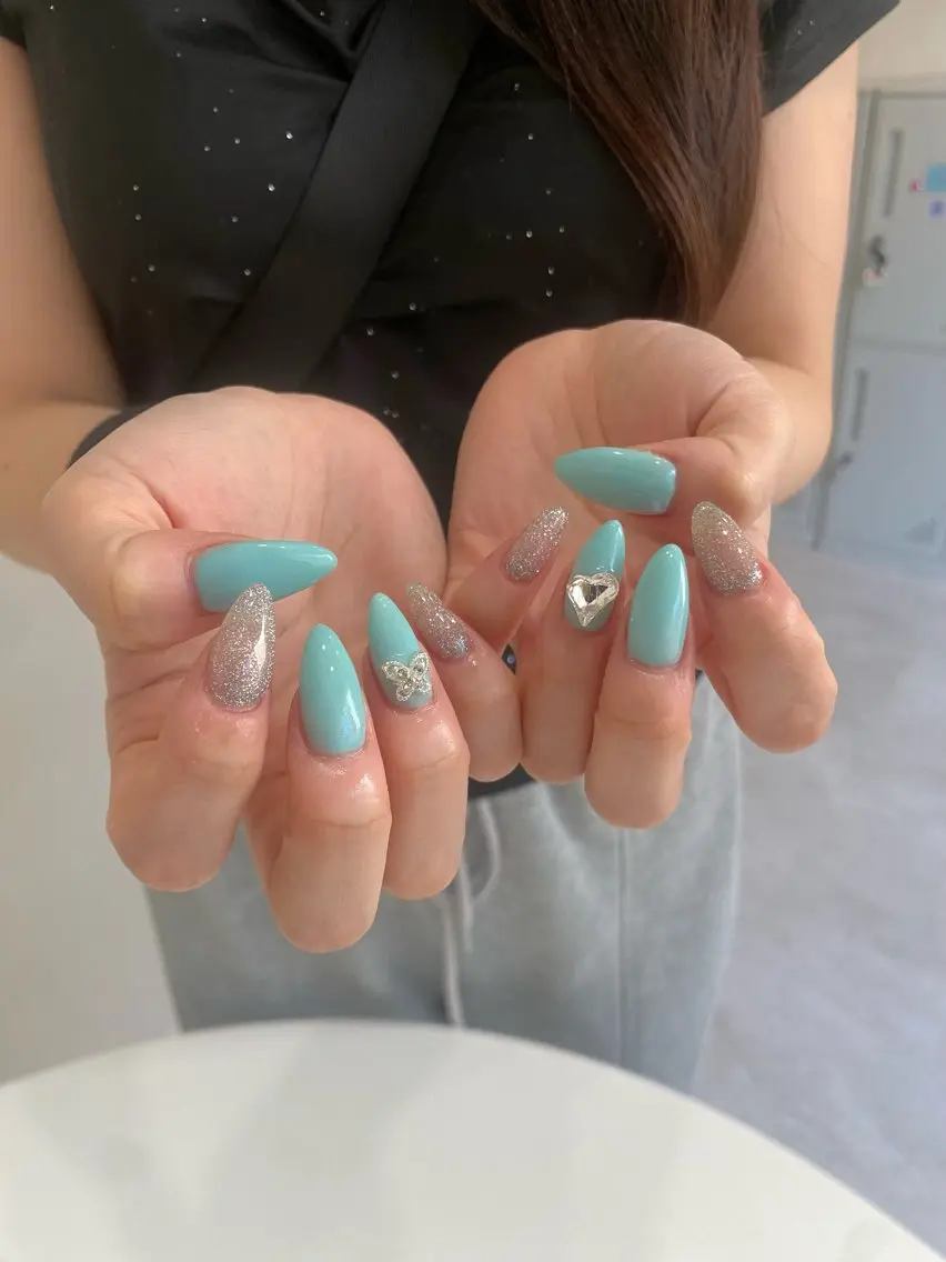 ネイル Limnail🤍 ayaのネイルデザイン