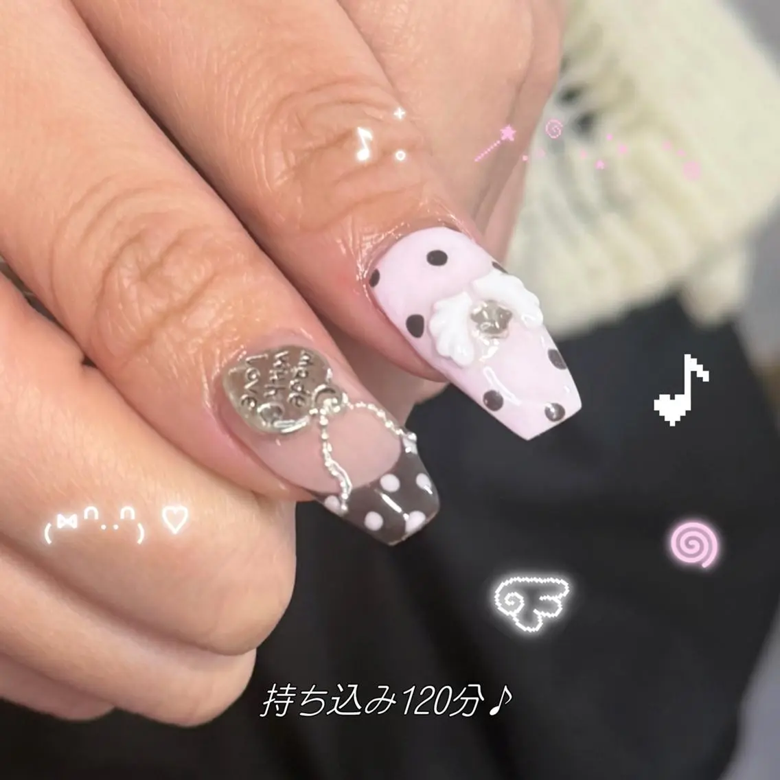 ネイル ハンドネイル フットネイル lili.nail y2k/長さ出しのネイルデザイン