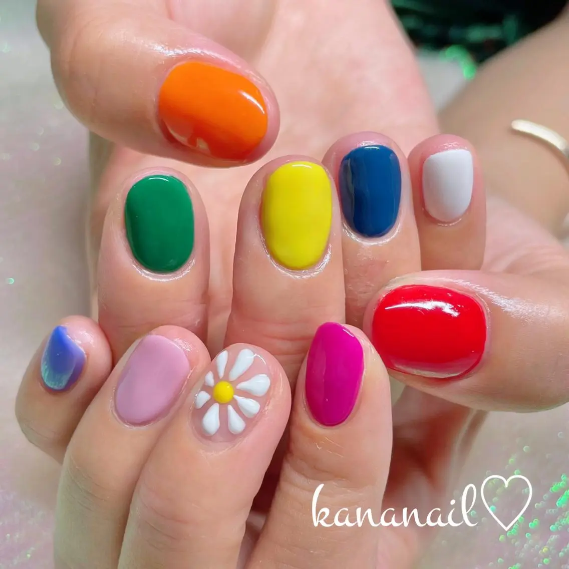 ネイル フラワーネイル ワンカラーネイル ぷっくりネイル kananail🎀 桜木町ネイルのネイルデザイン