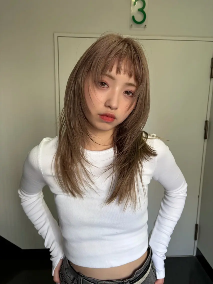 ミディアム カラー ヘアカラー チャコ|暖色 |ボブ•レイヤーのヘアスタイル