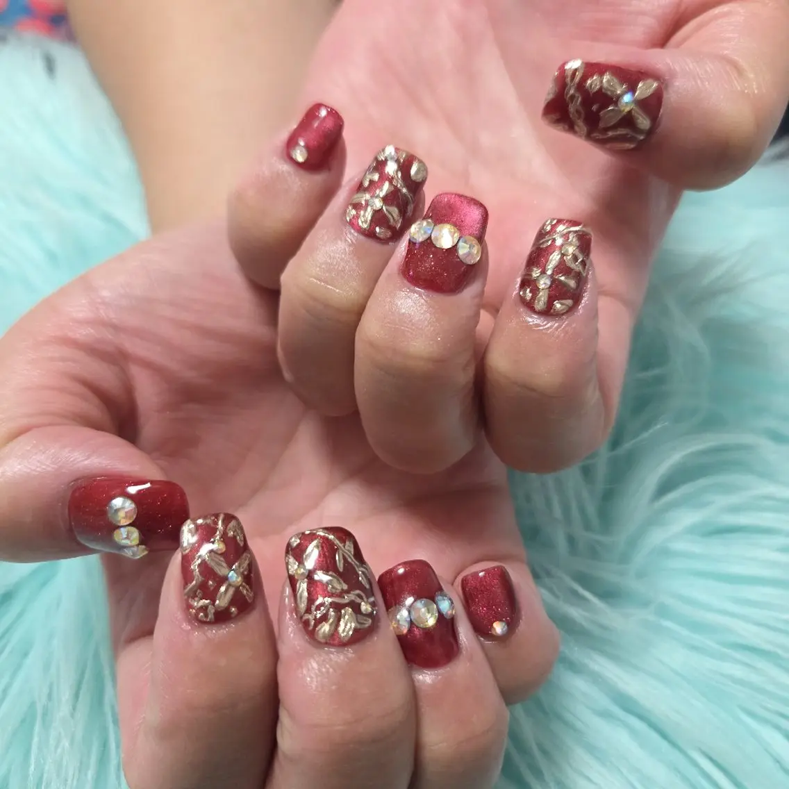 ネイル アートネイル 赤色 Thetis nailsのネイルデザイン
