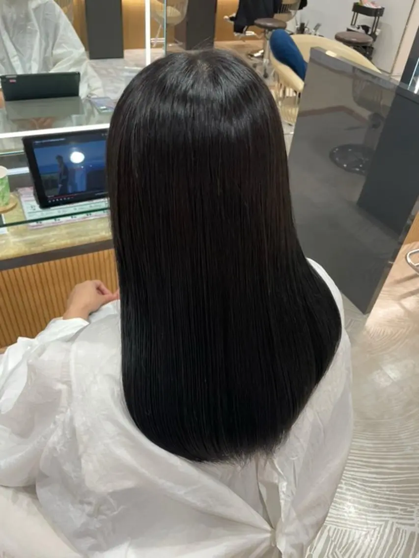 セミロング 縮毛矯正 篠田 健太郎のヘアスタイル