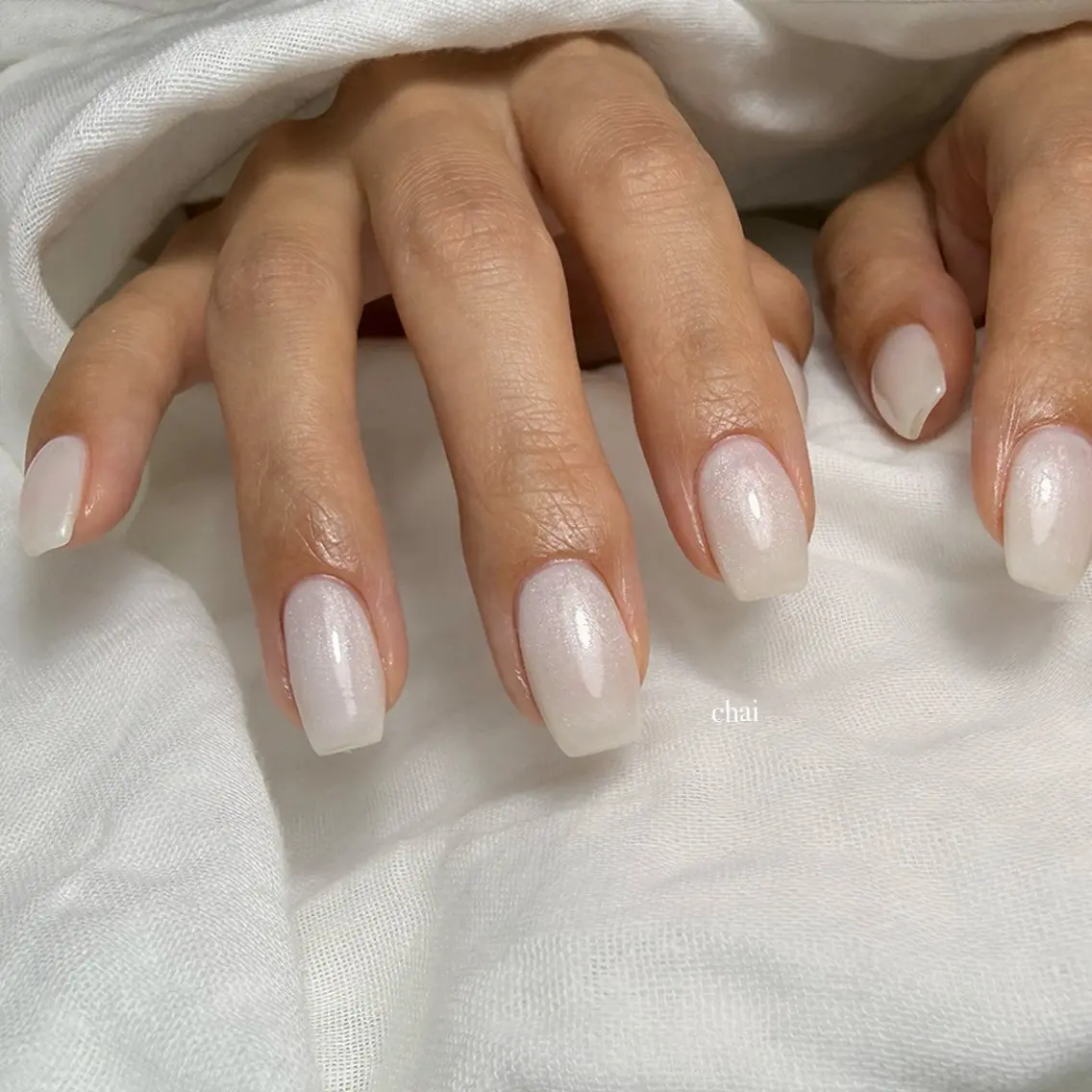 ネイル ワンカラーネイル ホワイト ハンドネイル chai nail + eye📍鶴橋のネイルデザイン