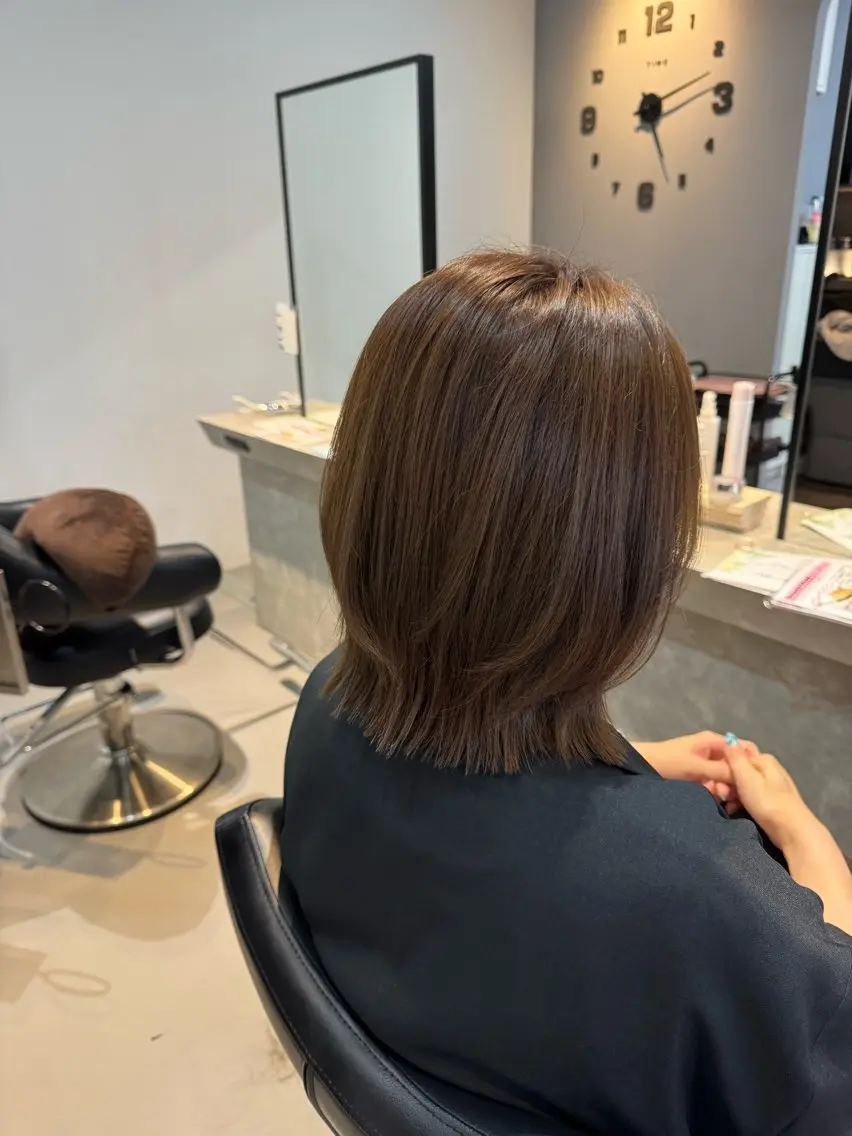 ミディアム カラー ベージュカラー ブリーチ ブリーチなしカラー くびれヘア 髪質改善 カット ヘアカラー トリートメント 髪質改善×艶カラー 🌼Haru🌼のヘアスタイル
