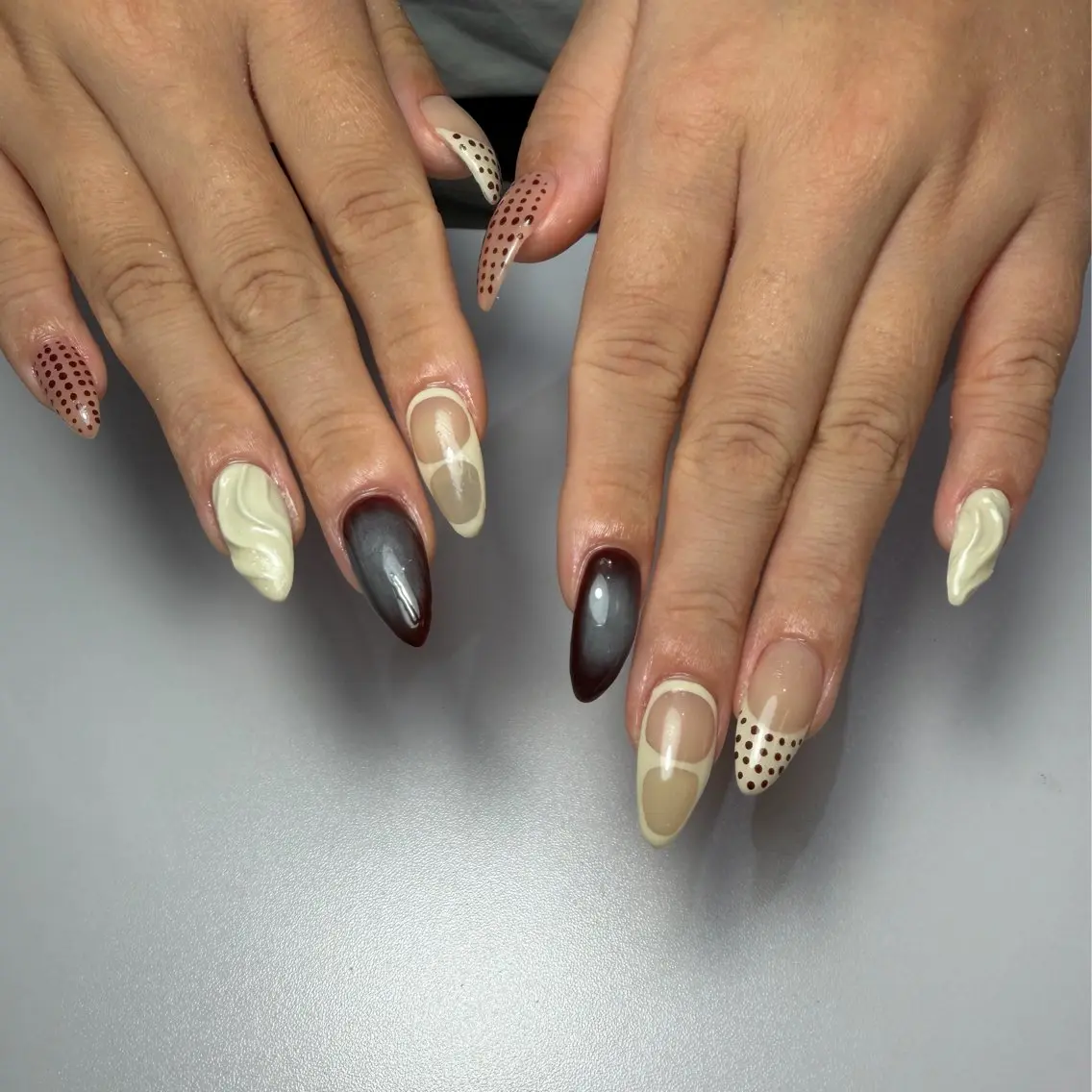 ネイル アートネイル ドット ジェルネイル 持ち込み Nail mood デザイン持ち込みokのネイルデザイン