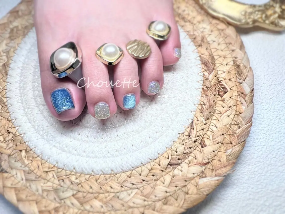 ショート フットネイル Chouette Nailのネイルデザイン