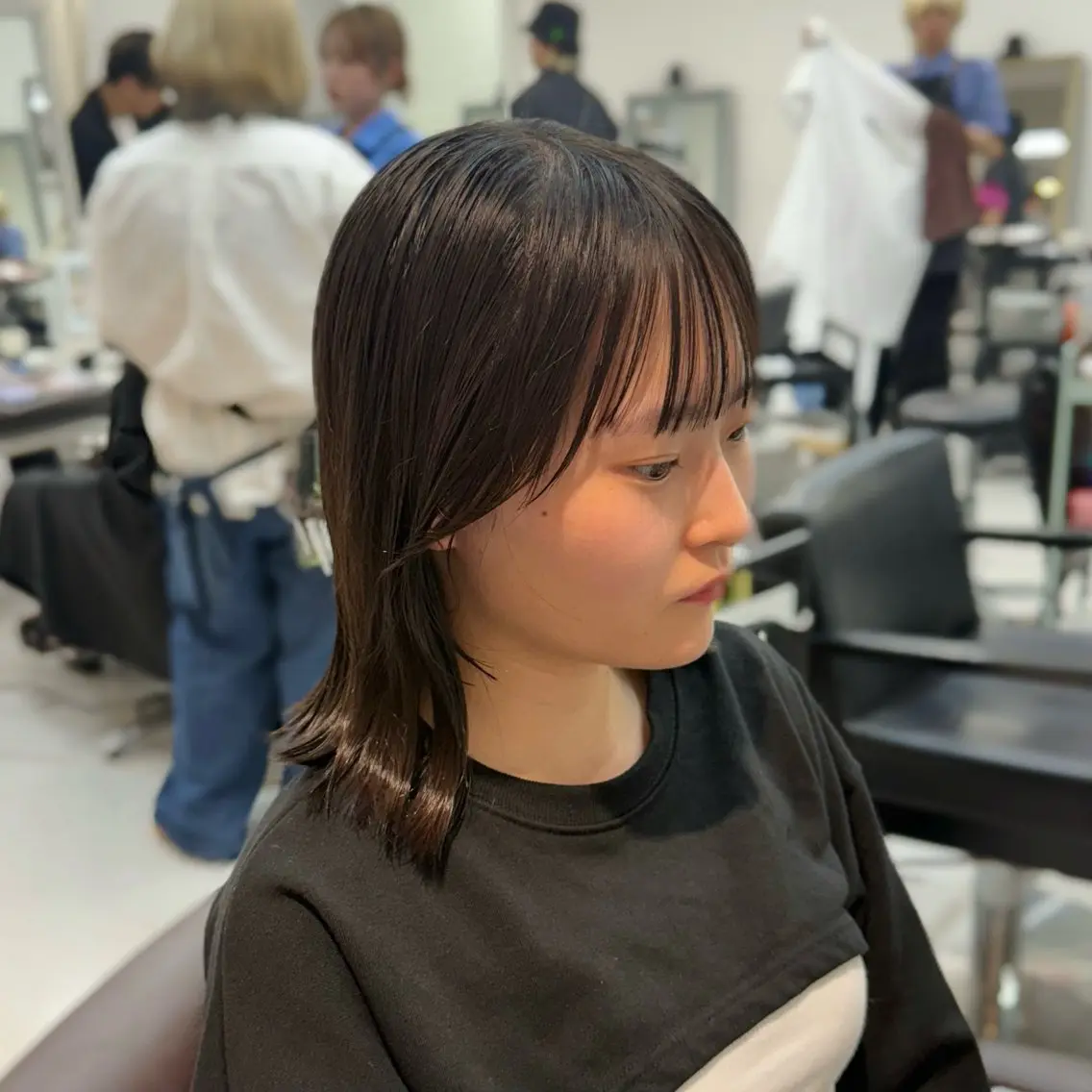 ミディアム カット 榎本 雪来のヘアスタイル
